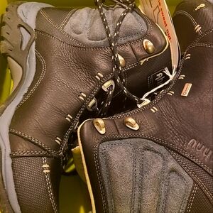 Women's 7.5 REI AHNU Montera Hiking Boots Waterproof Black - New In Box